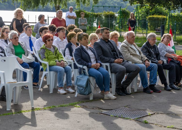 Váci megemlékezés a nemzeti összetartozás napján