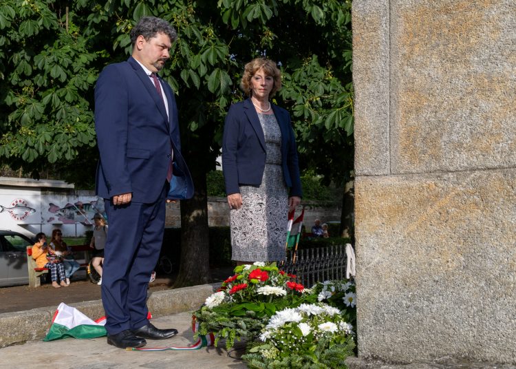 Váci megemlékezés a nemzeti összetartozás napján