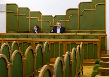 Még most sem tudják, hogy ki fog beülni a Fidesz padsoraiba