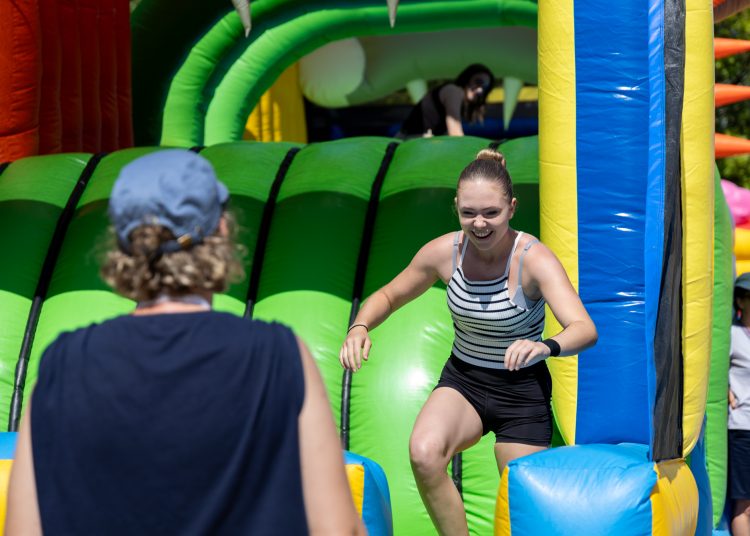 Mosolyogva zajlik a Mosolyhét tábor (fotógaléria)