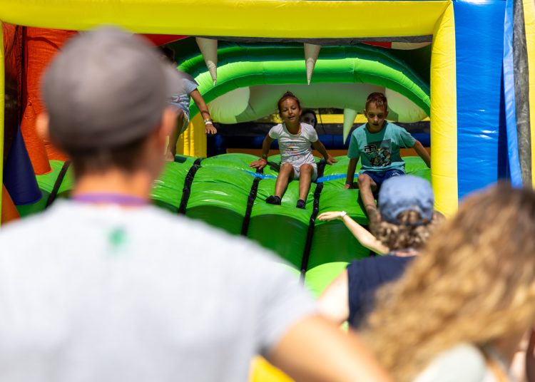 Mosolyogva zajlik a Mosolyhét tábor (fotógaléria)