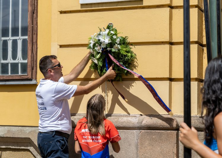 125 éves a váci evezés