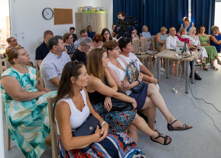 Szakmai nap a Bauer utcai bölcsiben a testvérvárosi delegációk részvételével (fotógaléria)