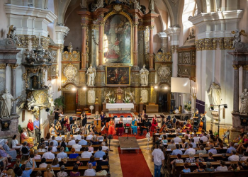 Elkezdődött a jubileumi Vigalom