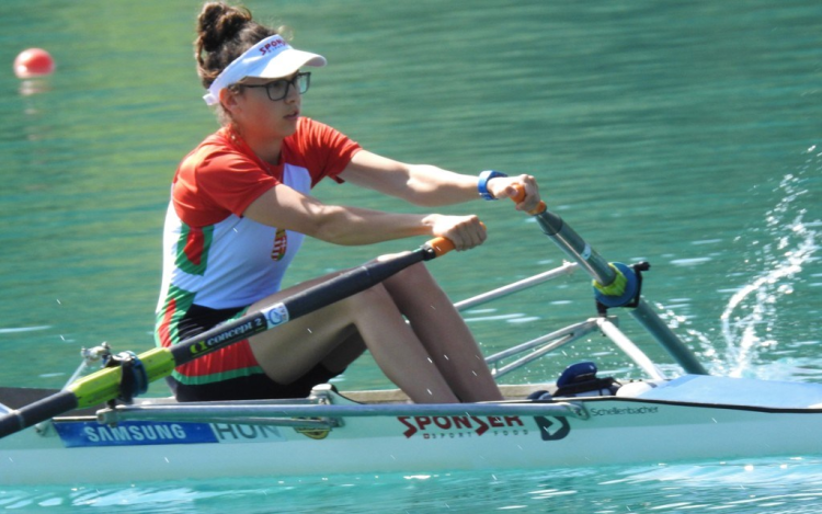 Evezés – Dobogós váci felnőttek az országos bajnokságon