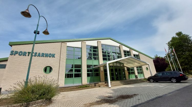 Publikus wifit lehet használni a strandon és a sportcsarnokban