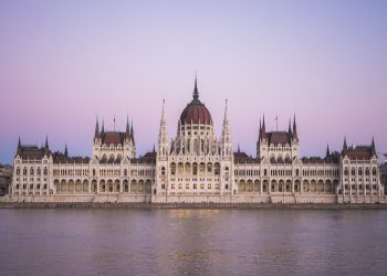 Folytatódhat a választási törvénymódosítási sorozat