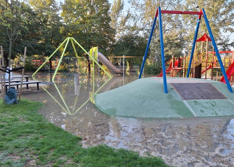 Így nézett ki az áradó Duna csütörtök reggel – galéria