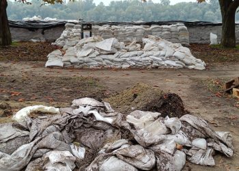 Árvíz után – Folyamatosan zajlik az elöntött partszakasz tisztítása (videóval)