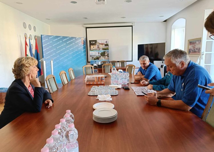 Galéria: képek a 101-es teremből, ahonnan az árvízi védekezést irányították