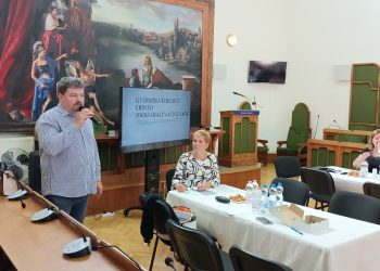 Börtönbe megy, aki nem jelenti 3 napon belül a gyerekbántalmazást