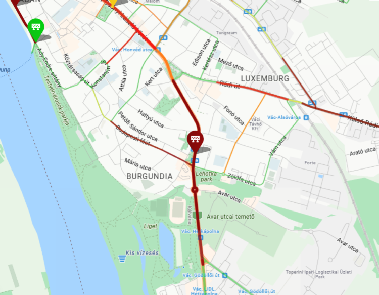 A 2-es utat a művelődési központ és a 48-as emlékmű között is lezárták