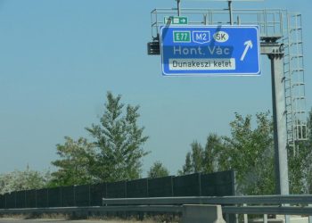 Útépítési munkák miatt részlegesen lezárják az M2-est