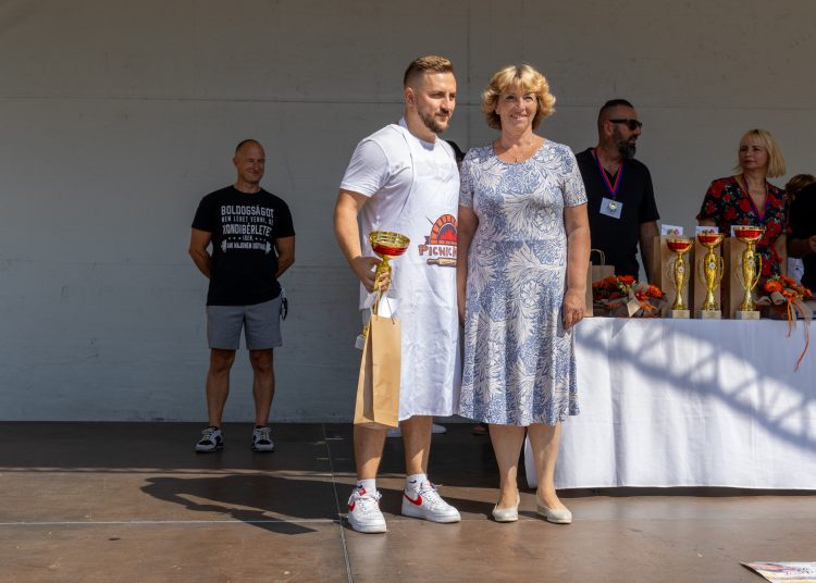 Galéria: itt vannak a képek a jubileumi váci lecsófesztiválról