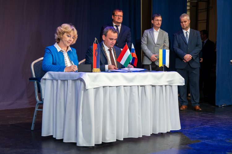 Megerősítette az együttműködést az Ipolyság Váccal – videóval