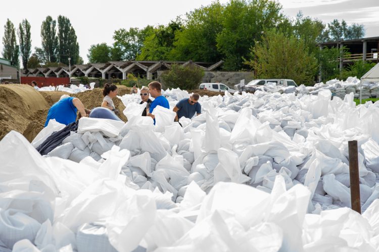 Matkovich Ilona: mindenkit várunk a Szérűskertnél, mert ez a legfontosabb nap a védekezésben