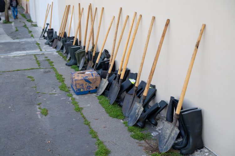 Alsóvárosba, a Vám utcába várnak mindenkit a homokzsákok feltöltésére
