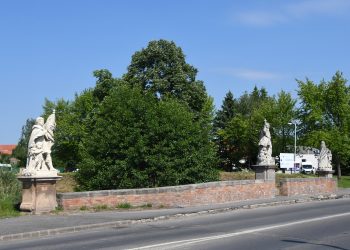 Lezárták a Kőszentes-hidat is