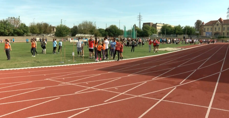 Váltófutással is lehet tisztelegni a vértanúk előtt – videóval