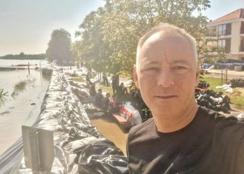Kiss Zsolt: 100 ezer homokzsákunk van tartalékban