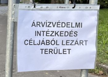Térképen, hogy hol vannak útlezárások és kerülőutak Vácon