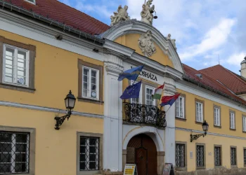 36 napirendi pontot tárgyalnak az önkormányzati ciklus utolsó testületi ülésén