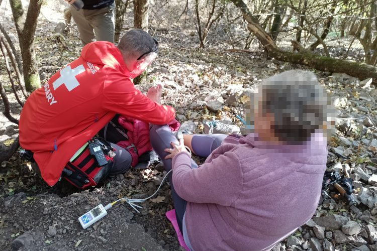 A váci hivatásos tűzoltók is részt vettek egy mentésben a Remete-barlangnál