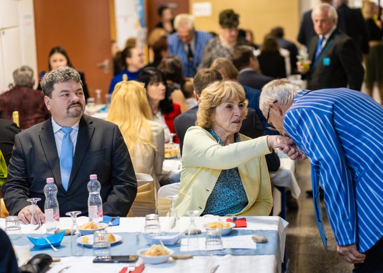 A 125 éves Vác Városi Evezős Club gálaestje – galéria