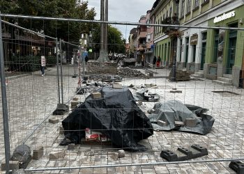 Hamarosan elkészül a Széchenyi utca felújításának első üteme – videóval