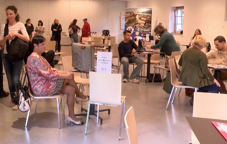 Huszonöt utazási irodának mutatták meg Vácot