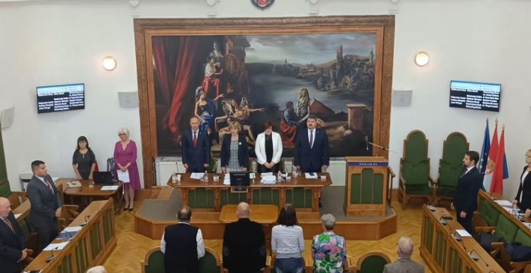 „Vác újra él, éljen tovább békében és biztonságban!”