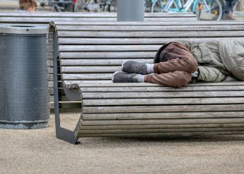 Kabátot, sapkákat, sálakat várnak a menedékhelyre