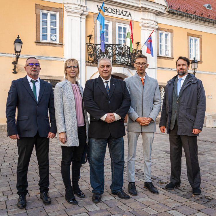 Megalakult Vácon a Fidesz-KDNP képviselőcsoportja