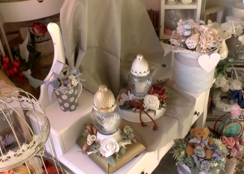 Többféle virág közül lehet választani halottak napjára – videóval