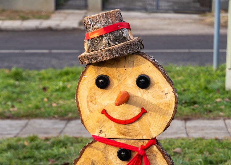 Galéria: már készen áll a főtér, Deákvár és a Földváry tér is az adventre