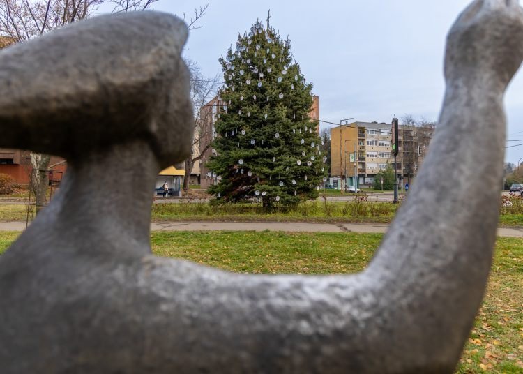 Galéria: már készen áll a főtér, Deákvár és a Földváry tér is az adventre
