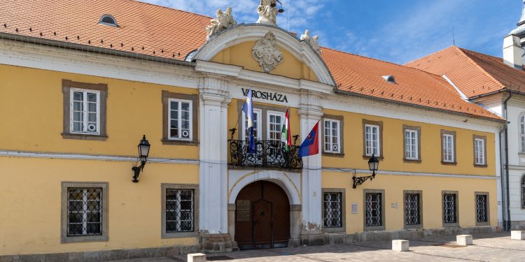 Elveszi a kormány a helyi adó egy részét az önkormányzatoktól