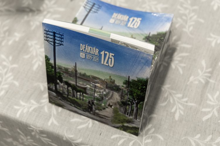 Deákvár 125: könyvbemutatóval zárult az egész éves programsorozat