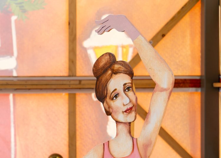 Így díszítik a várost – képekkel