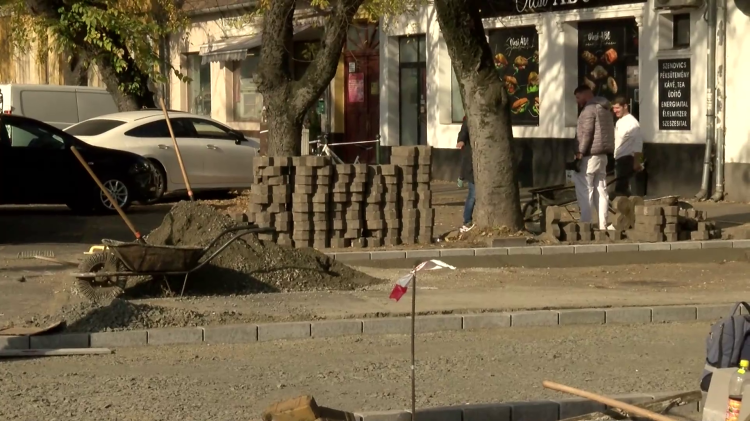 Rendezik a forgalmi gócot a Damjanich tér Csányi körút találkozásánál – videóval