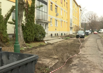 Több parkolóhely is épül a Negyvennyolcasok útján