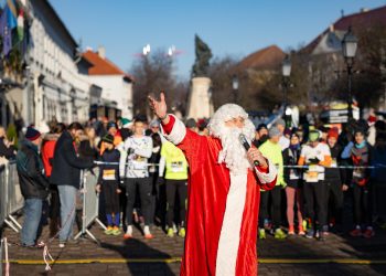 Vasárnap együtt futottunk a Mikulással – fotógaléria