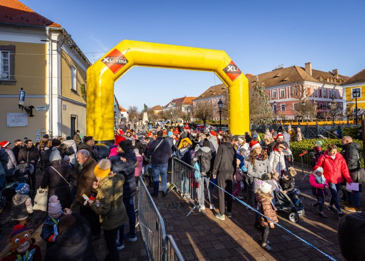 Vasárnap együtt futottunk a Mikulással – fotógaléria