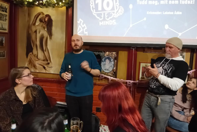 10 éve kvízeznek a váciak