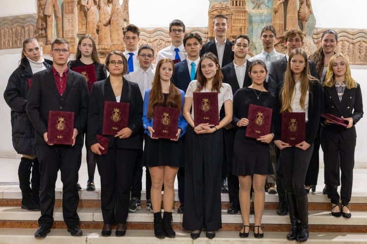 Elismeréseket osztottak ki a váci kiválóságoknak a sportgálán – képekkel