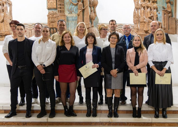 Elismeréseket osztottak ki a váci kiválóságoknak a sportgálán – képekkel