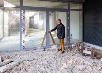 Felszámolás indult az egyesület ellen, a város partnereket keres a sportcsarnok megmentésére – videóval