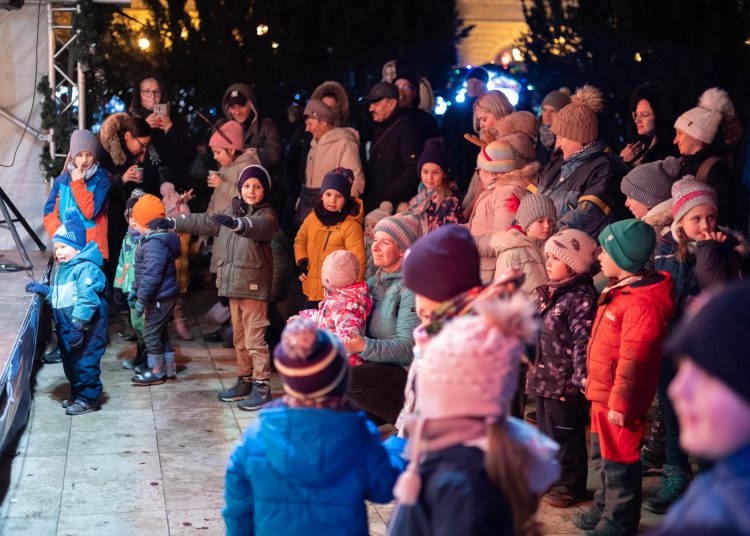 Handabanda-koncerten is megjelent a Mikulás – galéria