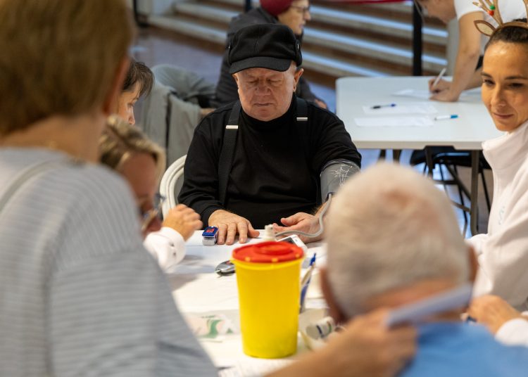 Galéria az ingyenes egészségügyi szűrésről