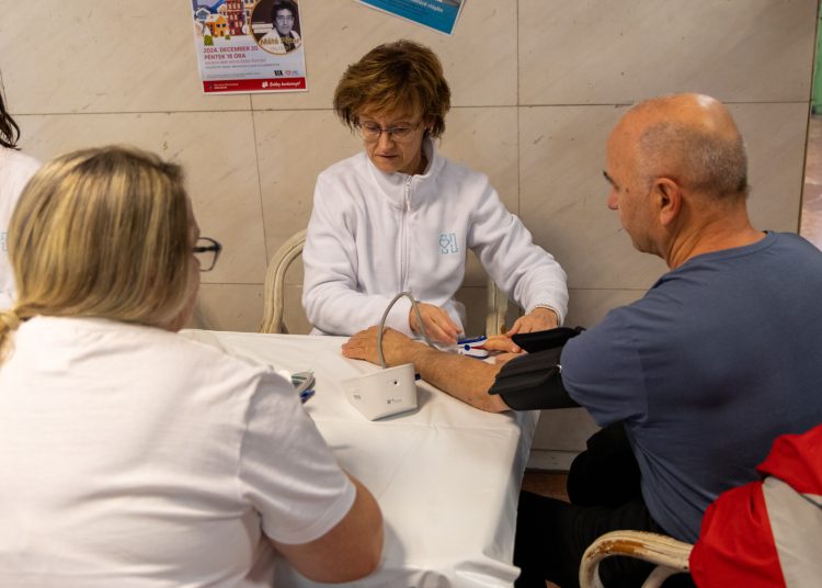 Galéria az ingyenes egészségügyi szűrésről